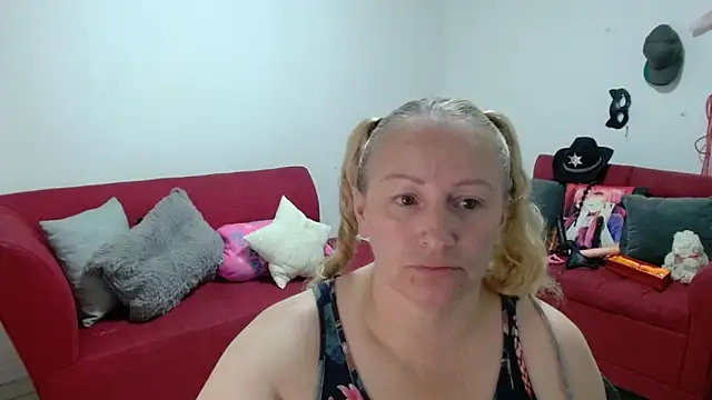 emperabigbootybigass webcam