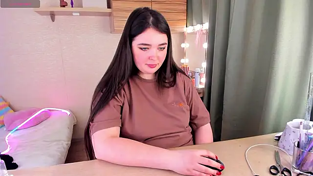 Alice_next_door webcam