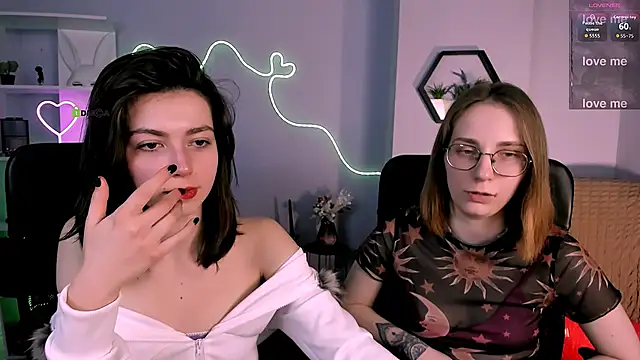 kitniss_dreamy webcam