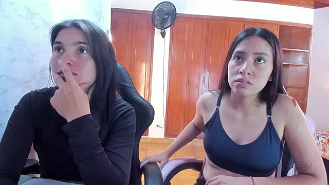 sofy_and_mia - Sofy_and_Mia's free webcam - UK Sex Cams