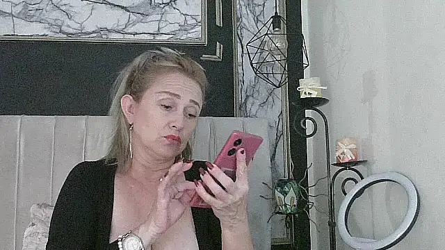 issa_soto_ - Issa_soto_'s free webcam - UK Sex Cams