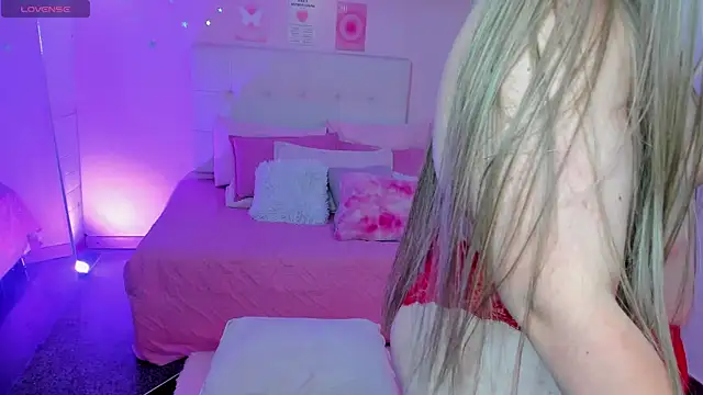 ScarlettDreamss7 webcam