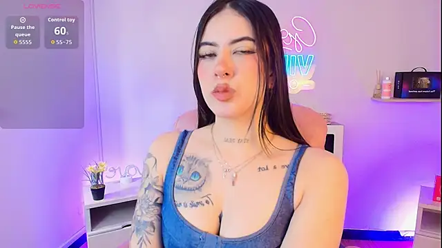 Alice_Vixen webcam
