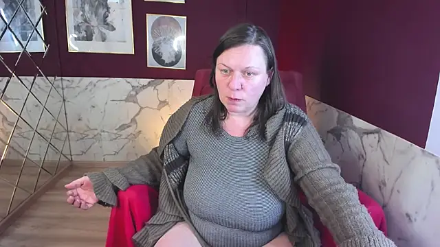 KellyPerfection webcam