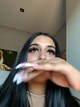 LilMisIndianx webcam