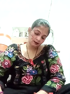 Webcam Model (Mohni_love)  is live.Free join now!