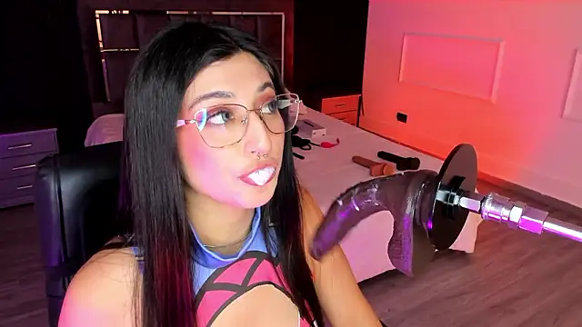 gabrielakassi (F young) - Sloppy lips