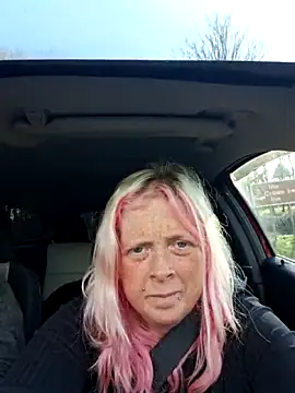 chubby_british_blonde_uk webcam