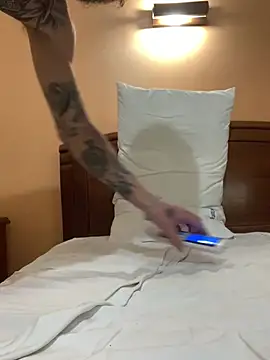 Albanian_Goat_WhiteHammer webcam