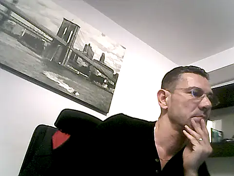 mastercharisma35 webcam