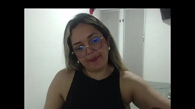 samy_vsn - Samy_vsn's free webcam