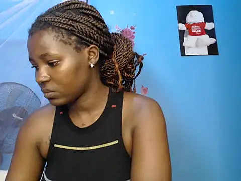 trishakalid - TrishaKalid's free webcam