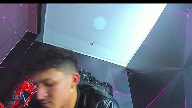 Ethan_Waalker webcam