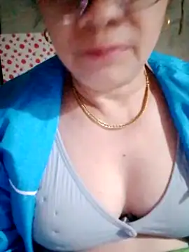 small-house123 webcam