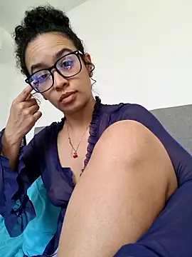 Webcam Model (VelvetCurls)  is live.Free join now!