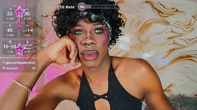 EbonyHansNight webcam
