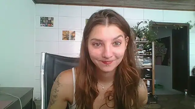 SweetyBabyDemon webcam