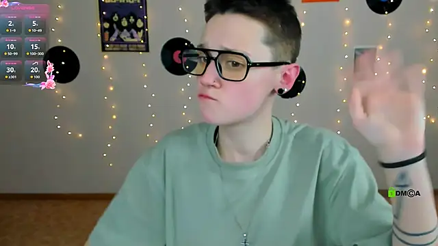 emi_fade - Emi_fade's free webcam - UK Sex Cams