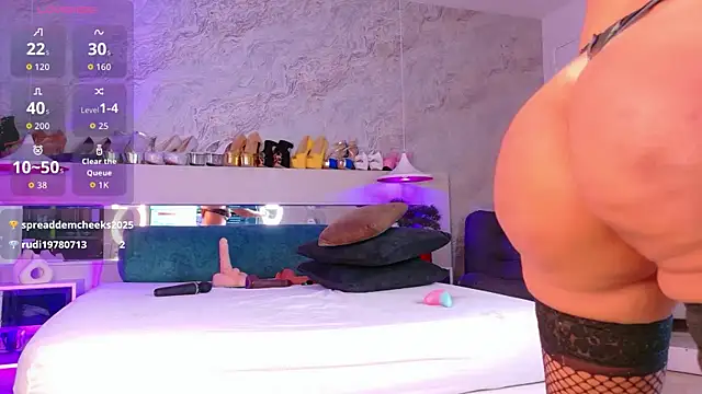 Natashaa-bluer webcam