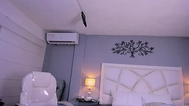 Miss_Francheska webcam