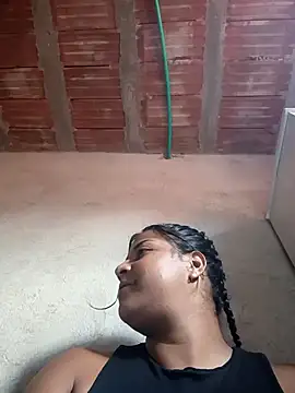 Giselabrunette25 webcam