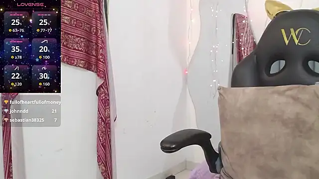 lakshmiraniii webcam