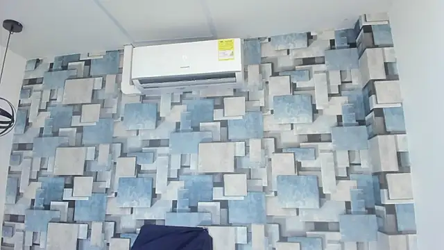 angel_dthroatt webcam