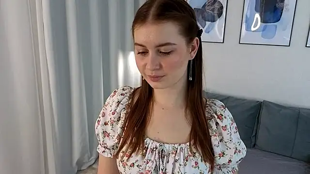 emilythoma - EmilyThoma's free webcam