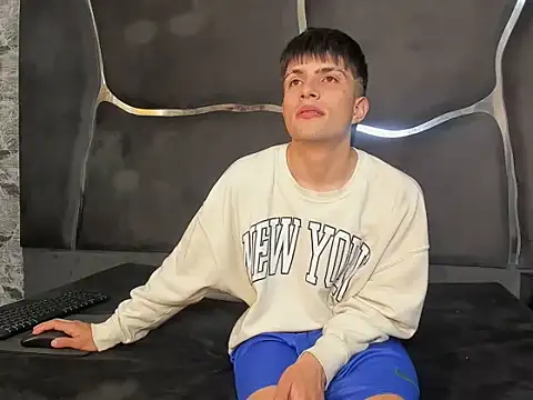 SaxxybunnyAndJayzzy webcam