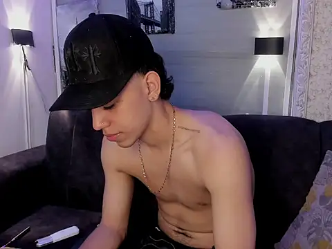 sebas_pretty7 webcam