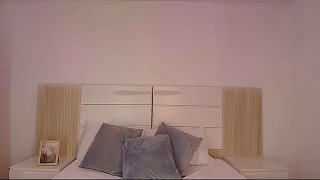 sophia_love__ webcam