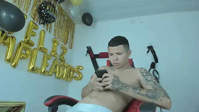 Preview of steven_and_camilo18