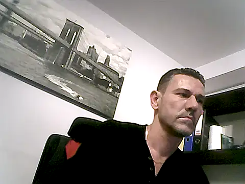 mastercharisma35 webcam