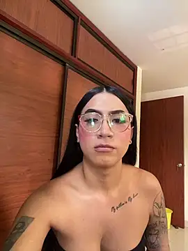 prety_sharick webcam