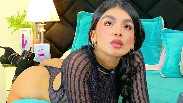 holly_brensonexx_ - Holly_Brensonexx_'s free webcam