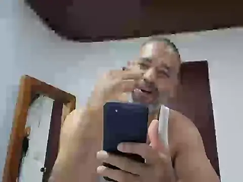 jackbigcock11 webcam