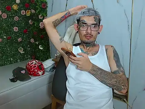 Boy_tatto77 webcam