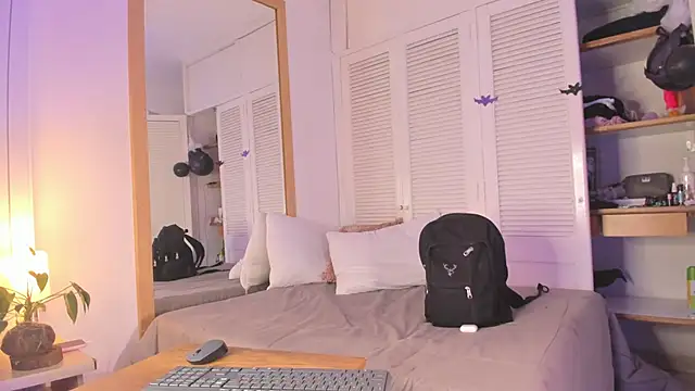 ALICESANDOVAL webcam