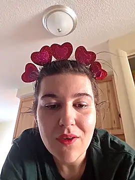 Webcam Model (Ashlovescannabis)  is live.Free join now!