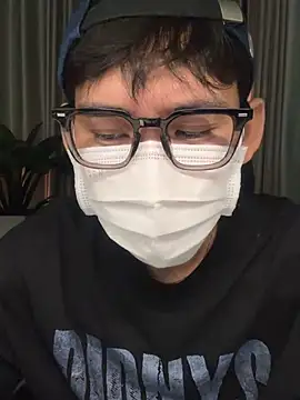 minhtuanlive (M young) - Play ass for 5 minutes