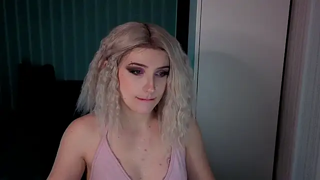 violet-siren-x - Violet-siren-x's free webcam