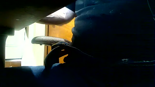 markluvskitty - Markluvskitty's free webcam - UK Sex Cams