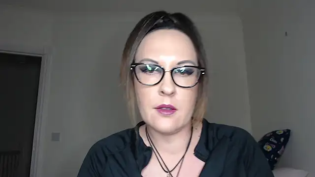 Humiliatrixxxx webcam