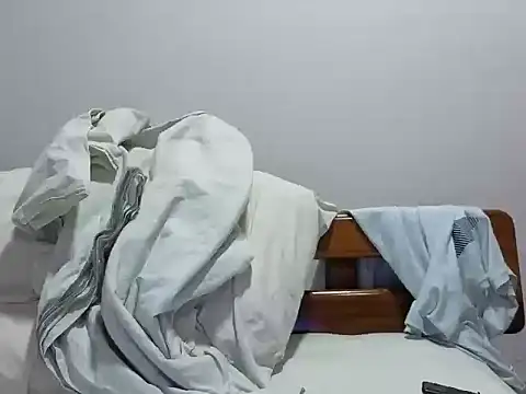 jackbigcock11 webcam