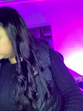 Webcam Model (michell_boobs_)  is live.Free join now!