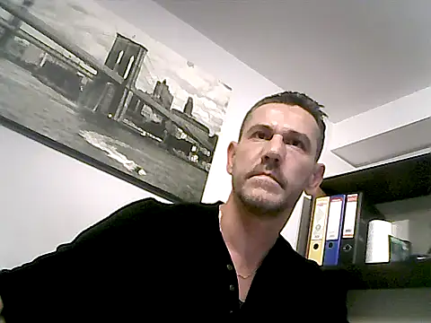 mastercharisma35 - Mastercharisma35's free webcam - UK Sex Cams