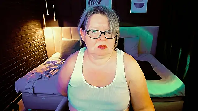 shannonshine - Shannonshine's free webcam - UK Sex Cams