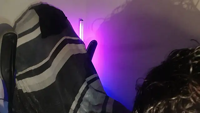 LuciferSantoryu webcam