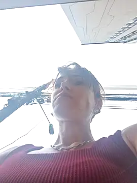 Irresistible24 webcam