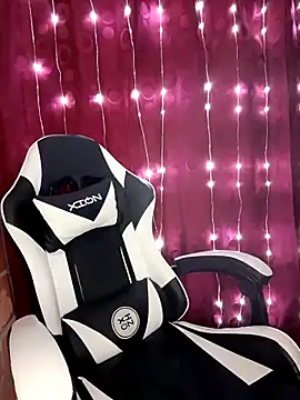 ifeelverywet_andhot webcam